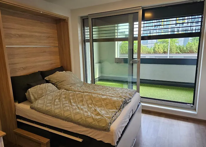 New Apartment - O2 Arena Prague With Parking